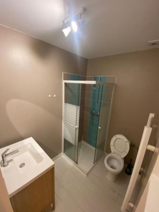 Joli Studio Proche Halles De - Wifi Appartement *