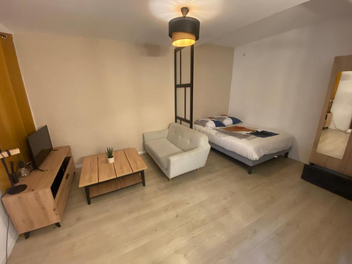 Appartement Joli Studio Proche Halles De - Wifi